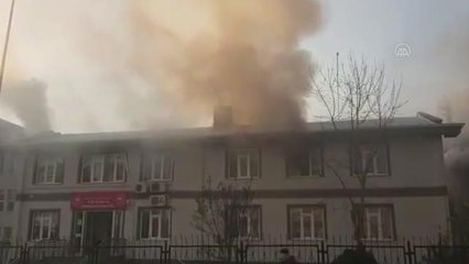 İnegöl'de İlçe Tarım ve Orman Müdürlüğü binasında çıkan yangın söndürüldü