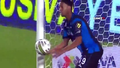 Most Humiliating Goals By Ronaldinho_2
