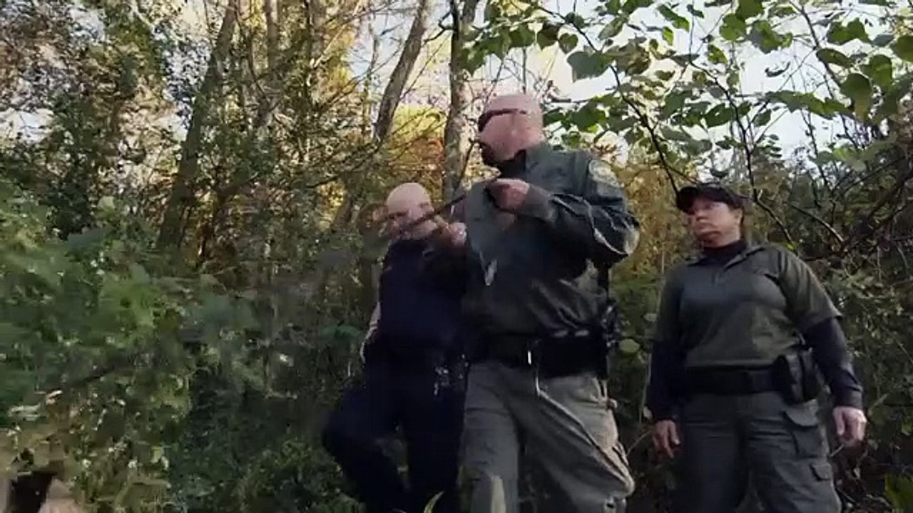 Mur-'der Calls - Se3 - Ep02 - The Slender Man HD Watch