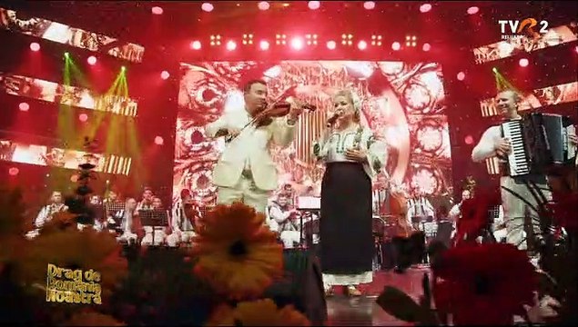 Paul Surugiu - Fuego si Mioara Velicu - Zii, Vitali, zii cu foc & Hai la joc, badita (Spectacol „Drag de Romania noastra” - TVR 2 - Revelion 2023)