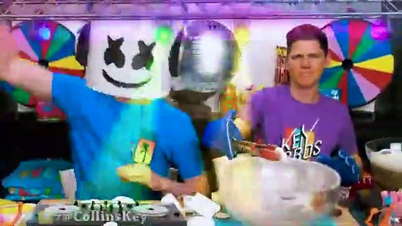 Making Food Out of CANDY!! COLLINS KEY.mp4