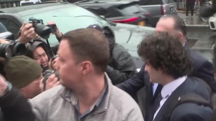 Kripto para borsası FTX'in kurucusu Sam Bankman-Fried mahkeme salonuna getirildi