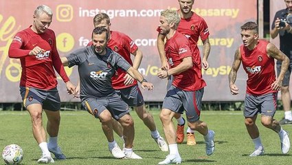 Galatasaray'da sürpriz gelişme! Kadrodan çıkarılan yıldız futbolcu ülkesine döndü