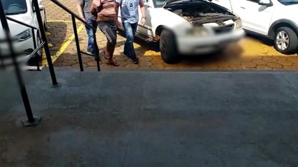 Homem é detido e caminhonete apreendida em ação do GDE