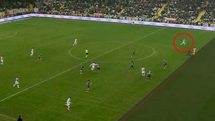Türkiye, Antalyaspor-Fenerbahçe maçının son dakikalarında iptal edilen golü konuşuyor