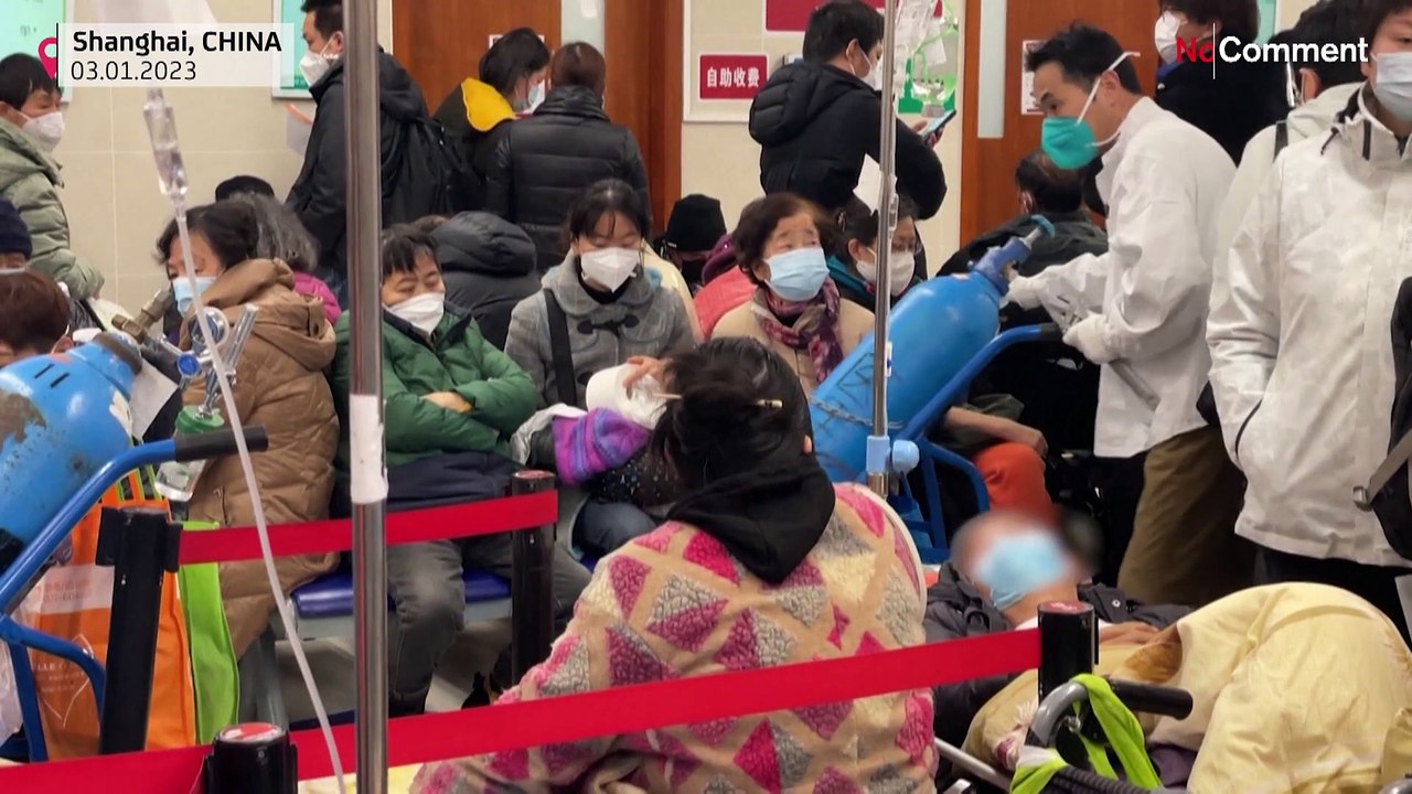 COVID-19: больницы Шанхая переполнены