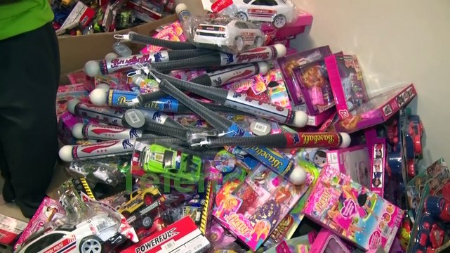 Fundación Padre Rogelio y Comisión de Desarrollo entregan juguetes a niños de escasos recursos en SFM