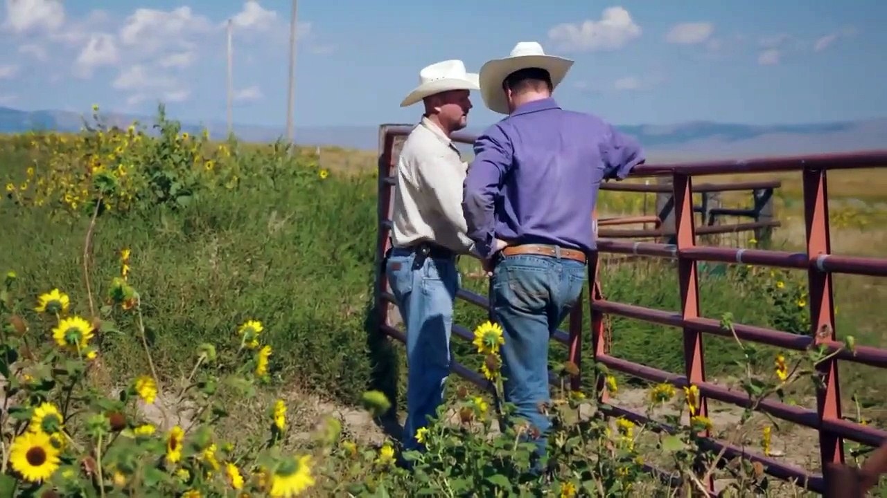 Dino Hunters - Se1 - Ep04 - Shots Fired HD Watch