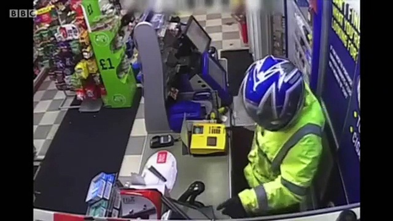 Caught Red Handed - Se5 - Ep07 HD Watch