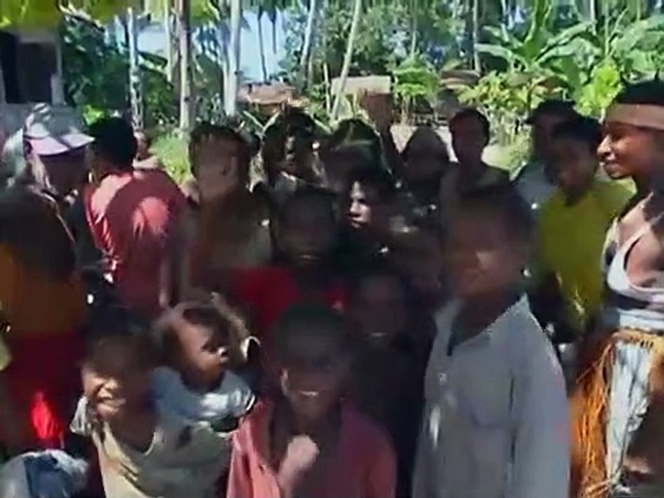 Crocodile Hunter - Ep10 HD Watch