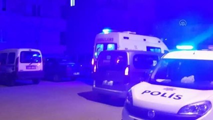 Çıkan kavgada 2 genç birbirini bıçakla yaraladı