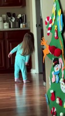 Rylee discute avec Siri