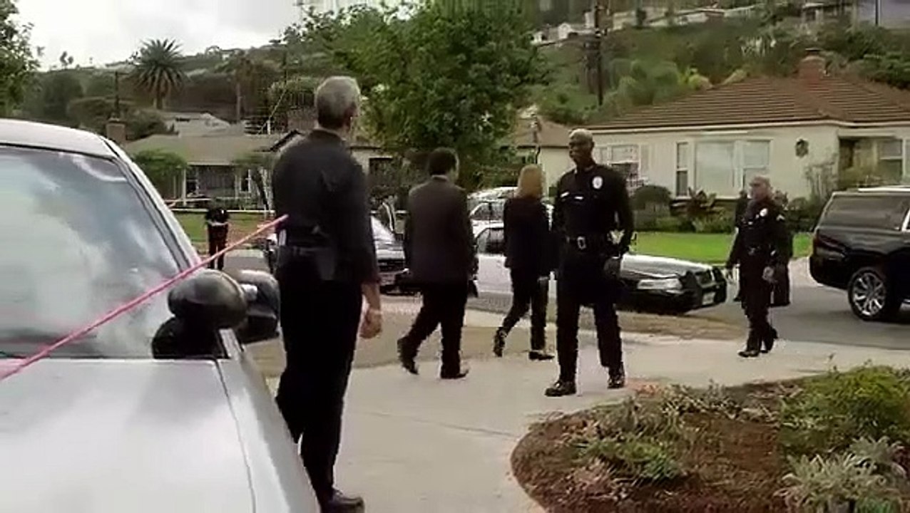 Bosch - Se3 - Ep09 - Clear Shot HD Watch