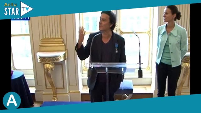 Tu es coincée : La demande en mariage filmée et applaudie d'Yvan Attal à Charlotte Gainsbourg