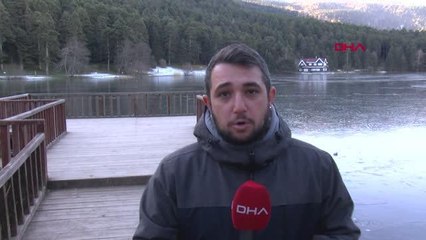 GÖLCÜK TABİAT PARKI'NDA GÖL BUZ TUTTU