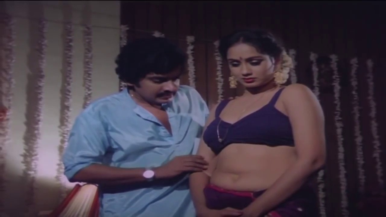 Malayalam Romantic Hot Scene | 18+ സ്ത്രീക്കു വേണ്ടീ സ്ത്രീ #MalluHot