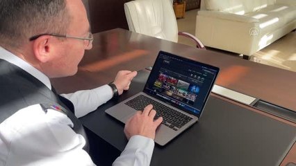 Bolu Emniyet Müdürü Aksoy ile İl Jandarma Komutanı Saygılı, AA'nın "Yılın Fotoğrafları" oylamasına katıldı