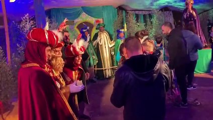 Pedida de mano en el Campamento Real de Badalona