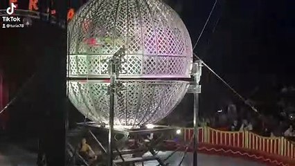 Circo Wonderland en Valencia diciembre 2022