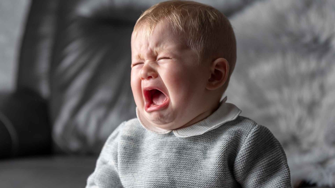 So erkennst und behandelst du eine Verstopfung beim Baby