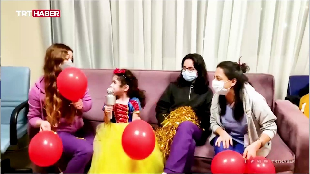 Hasta çocukların eğitimi hastane sınıflarıyla sürüyor