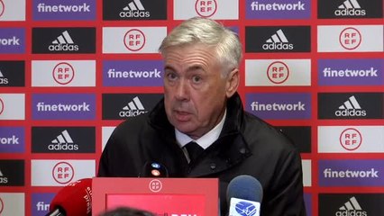 Ancelotti: "Esto no es fútbol, era imposible jugar"