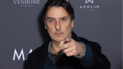 VOICI : Yvan Attal révèle l'origine de sa paupière tombante.... et c'est à cause d'une maladie