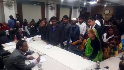 कलेक्टर ने छात्रा को फीस जमा करने 15 हजार दिए