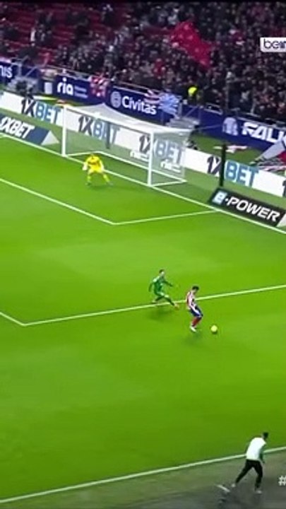 Grosse simulation de Morata (Football)
