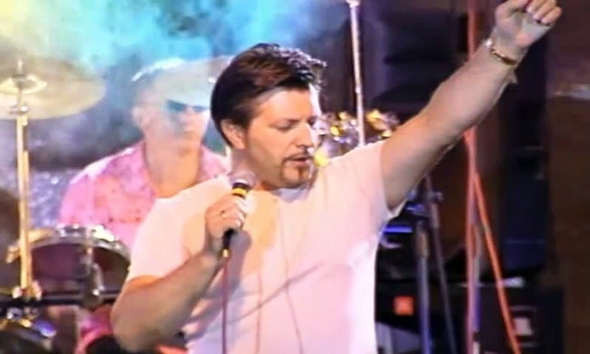 Vjencanica - Serif Konjevic (uzivo)