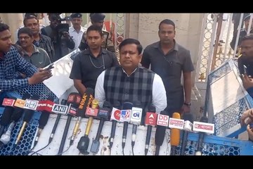 মুখ্যমন্ত্রী প্রতিশ্রুতি দিয়েছিলেন অলচিকি ভাষায় স্কুল হবে,  কিছুই হয়নি| Oneindia Bengali