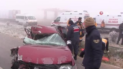 Yoğun sis kazalara neden oldu: 9 yaralı