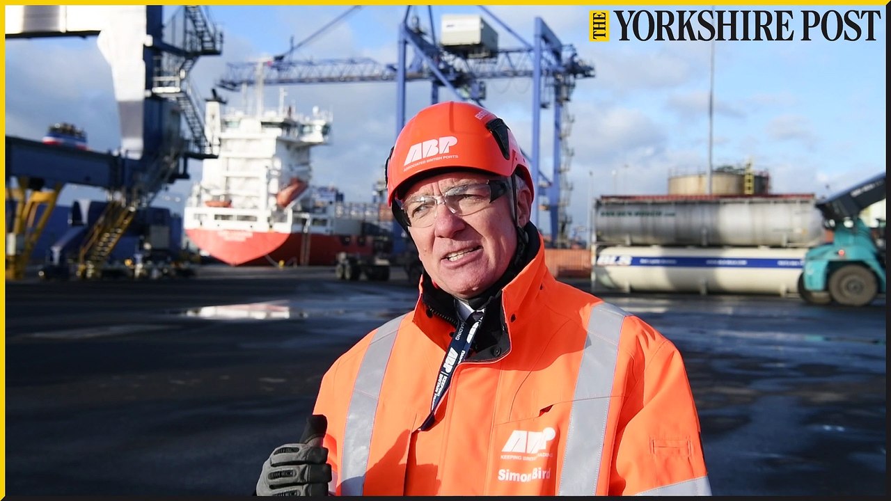 Immingham Docks: Demonstration of Terberg tractor fuelled by hydrogen