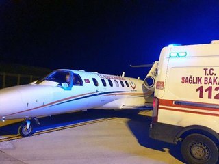 GÖRME SORUNU YAŞAYAN KÜÇÜK FIRAT, AMBULANS UÇAKLA ANKARA'YA SEVK EDİLDİ