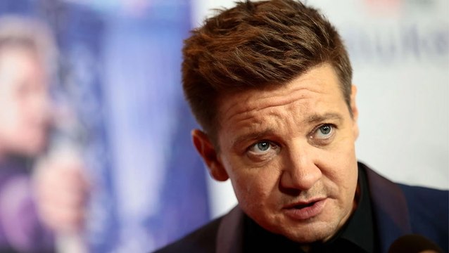 Jeremy Renner Thanks Fans for Support Ahead & Shares Update on Snowplow Accident | THR News