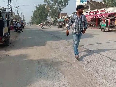 अब फिर ड्रिल मशीन का खड़का, फिर सड़क खुदाई