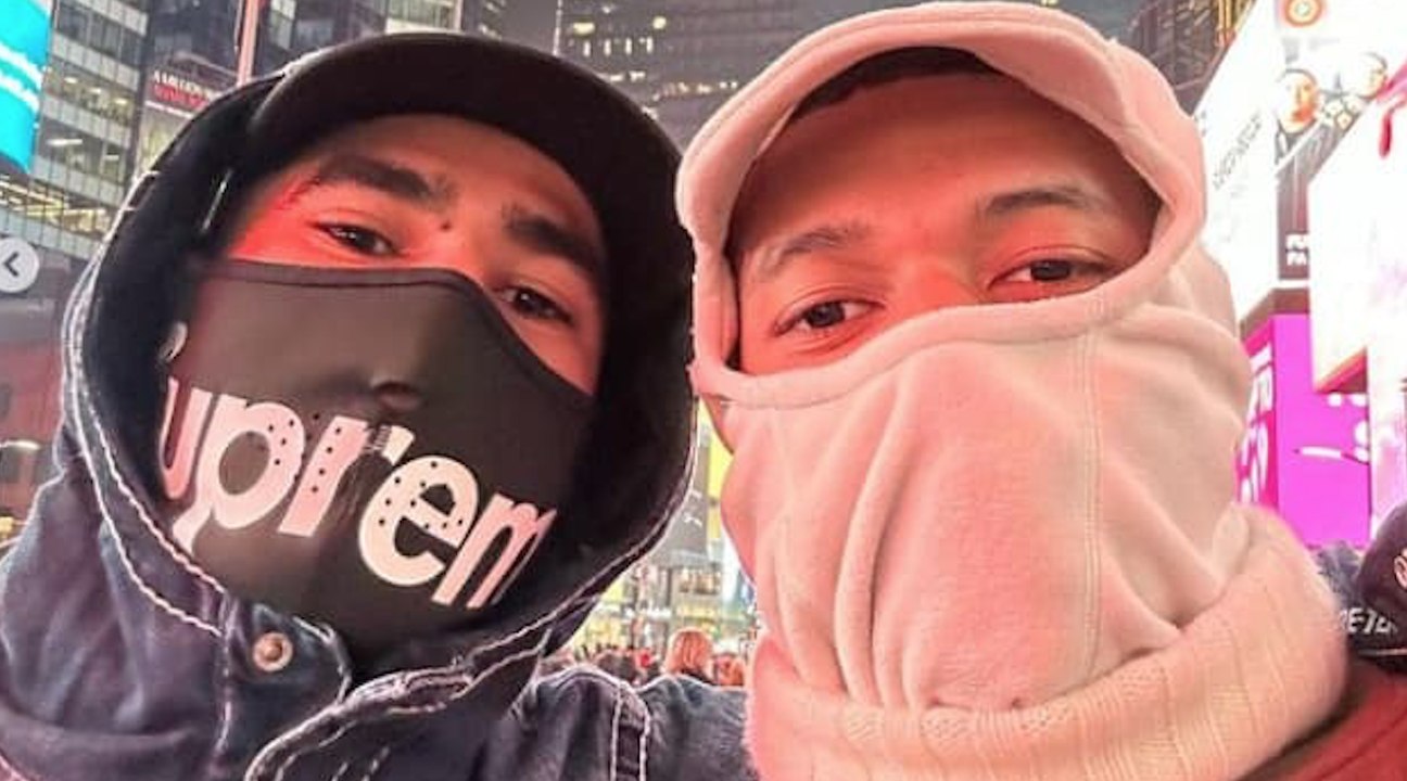 Kylian Mbappé et Achraf Hakimi se camouflent pour se balader sur Times Square
