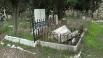 مستوطنون يعتدون على مقبرة مسيحية في جبل صهيون في القدس