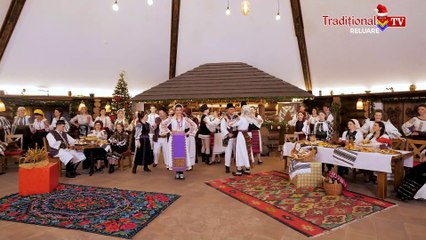 Alina Ceuca - Ma-ntreaba frunza de fag (Traditional TV - 25.12.2022)