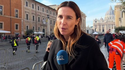 Завершается прощание с Бенедиктом XVI