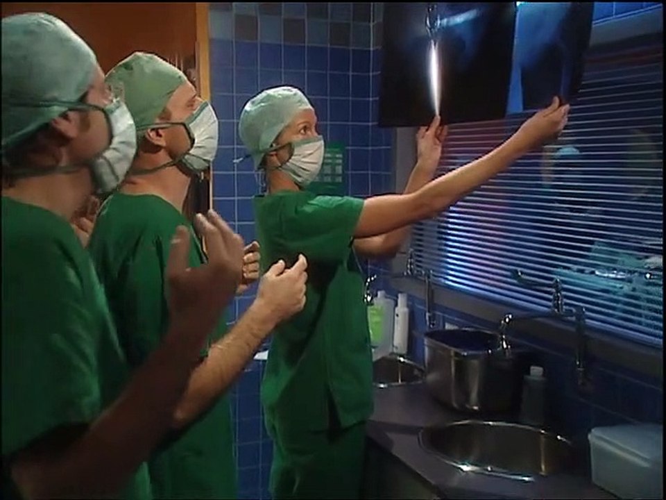Alphateam - Die Lebensretter im OP Staffel 5 Folge 24