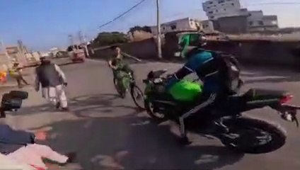 Video herunterladen: Accident  My Bike, Vlogs,Vlog Video,  Racing video, bike Ride , bike Accident , Viral Video, Vlogs Video Viral, Crash my Bike , #Vlogs2023