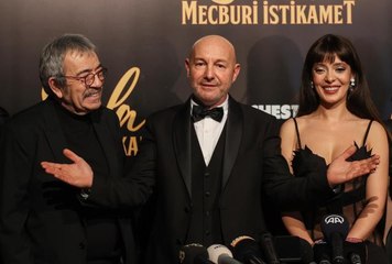 Çağan Irmak'ın yönettiği "Sevda Mecburi İstikamet" filminin galası yapıldı
