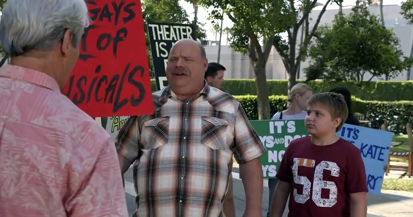 Grace and Frankie - Se3 - Ep11 - The Other Vibrator HD Watch