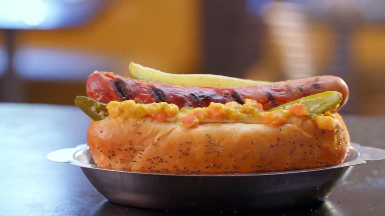 Carnivorous - Se1 - Ep06 - Meaty Classics With a Twist HD Watch