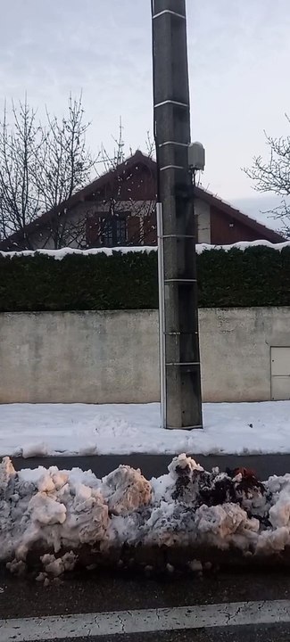 La France Sous la Neige  ☃️  Grenoble & Échirolles #Grenoble #Échirolles #Neige (134)