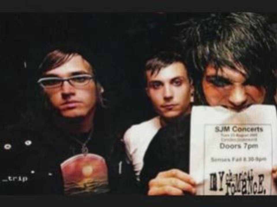 Gerard way -mon love famous last world