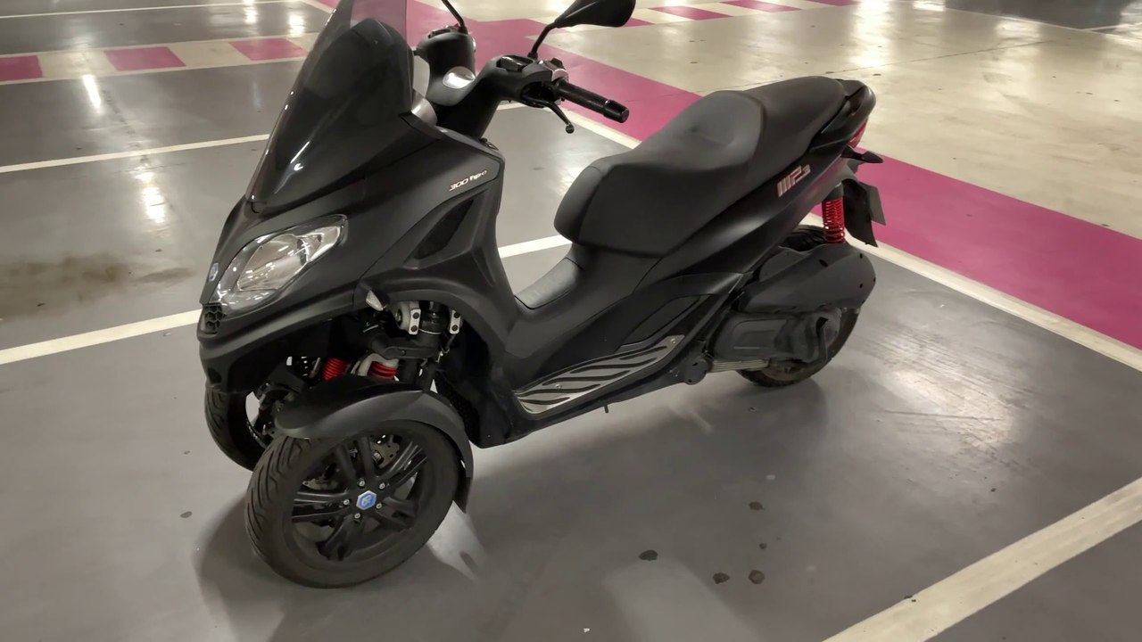 CE SCOOTER VEUT-IL MA MORT? Essai Piaggio MP3 300 HPE!