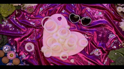 Cooking with Paris - Se1 - Ep06 HD Watch