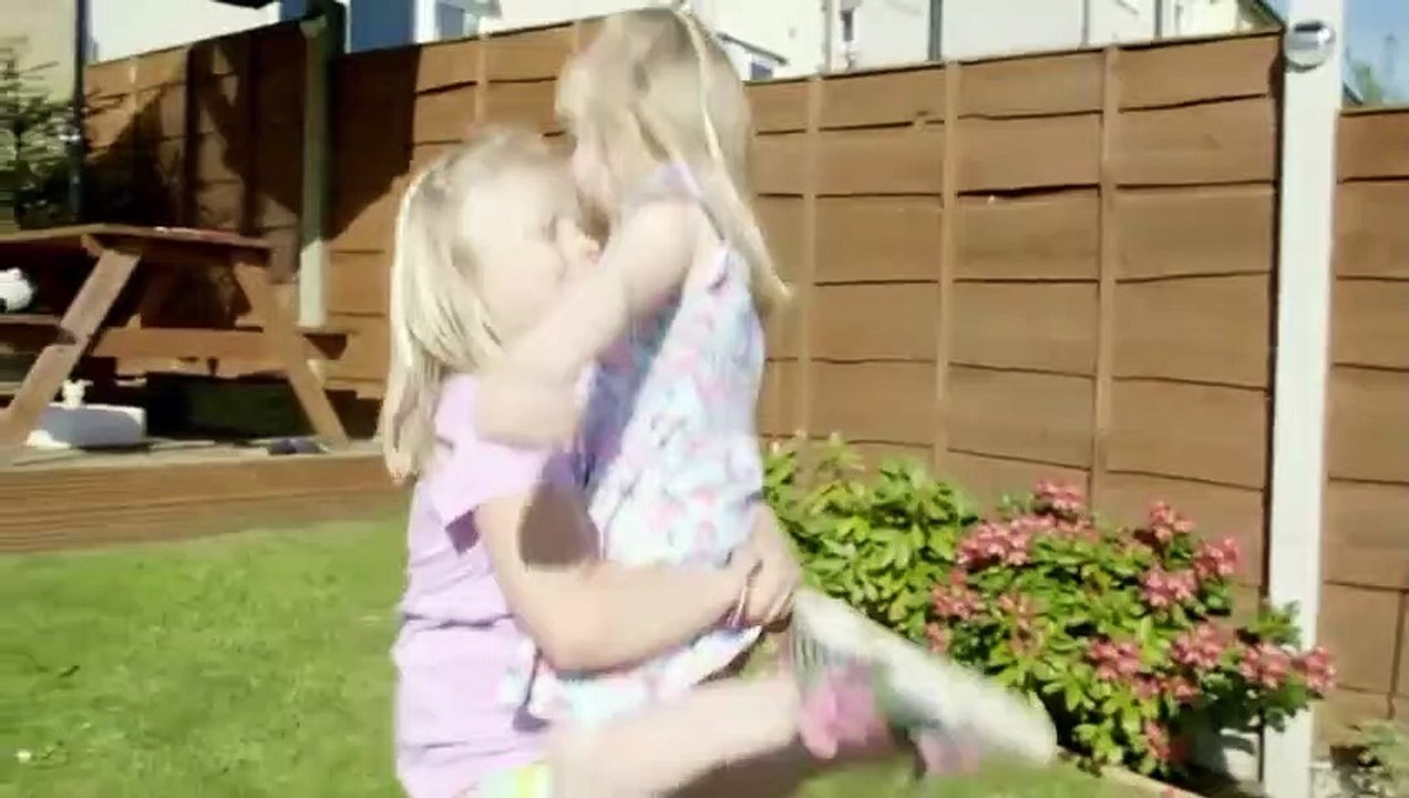 Save My Skin - Se1 - Ep08 - The Case of Bleeding Fingertips HD Watch